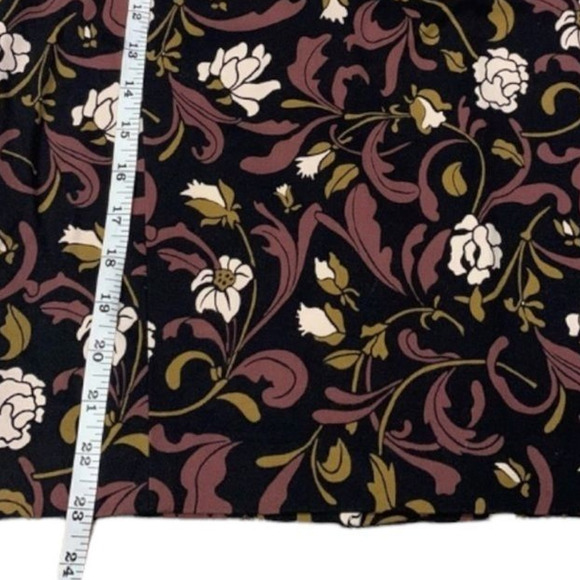 Loft Skirt Women's Size 0 Midi-Stretch Neutral Floral Romance Office Pencil - Picture 6 of 6